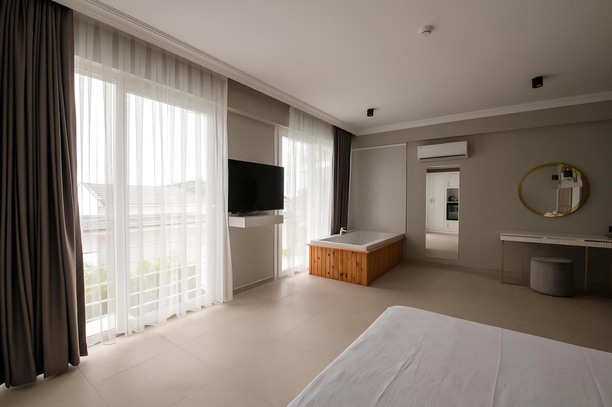 Ramada By Wyndham Fethiye Oludeniz Adult Only Hotel Ngoại thất bức ảnh