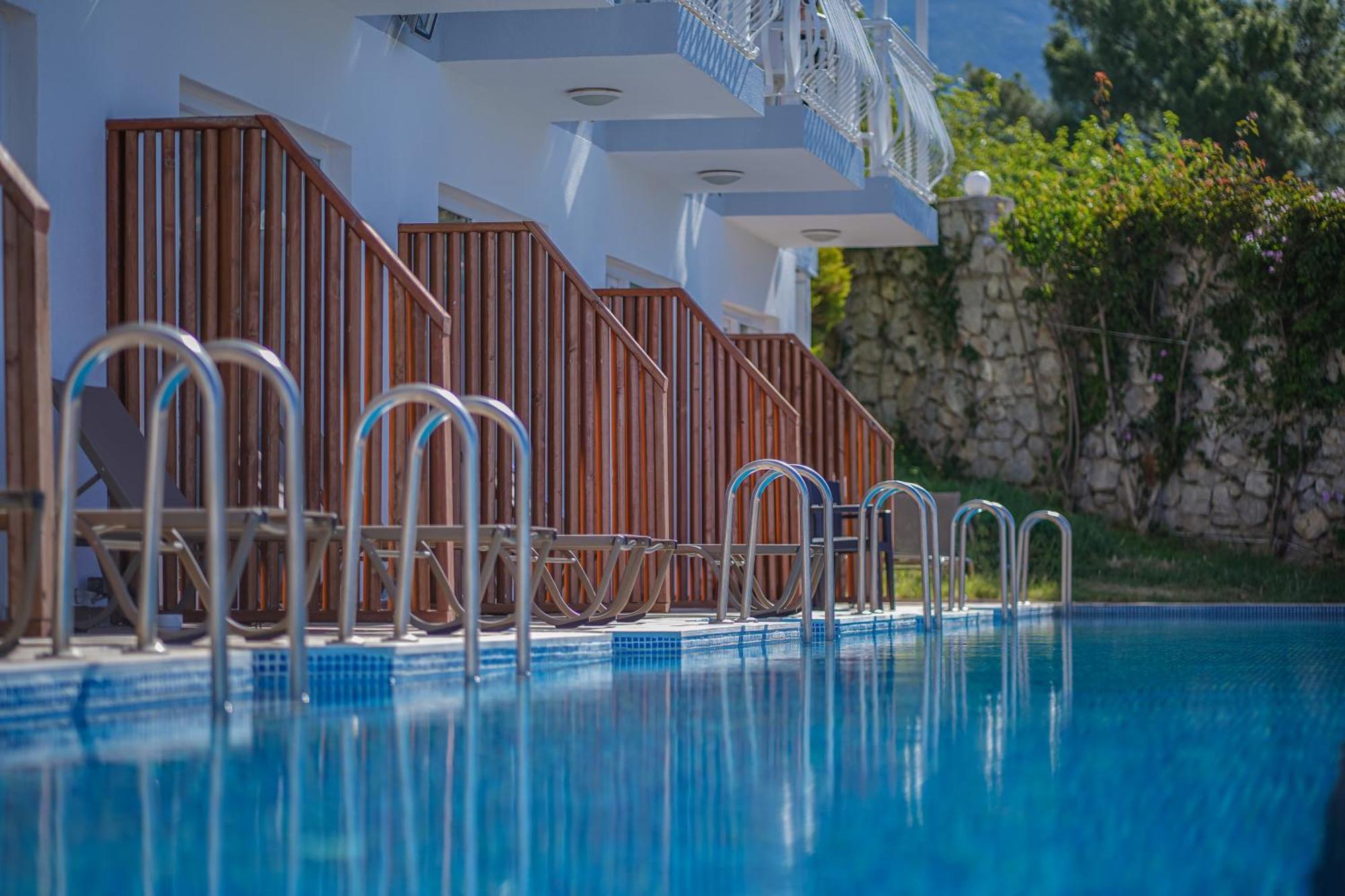 Ramada By Wyndham Fethiye Oludeniz Adult Only Hotel Ngoại thất bức ảnh