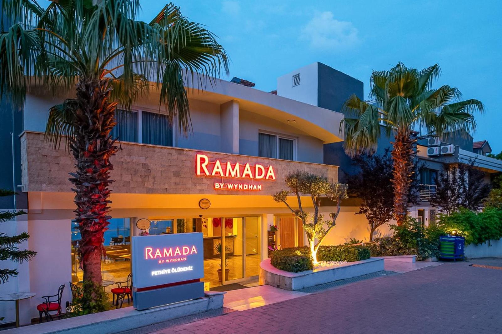 Ramada By Wyndham Fethiye Oludeniz Adult Only Hotel Ngoại thất bức ảnh