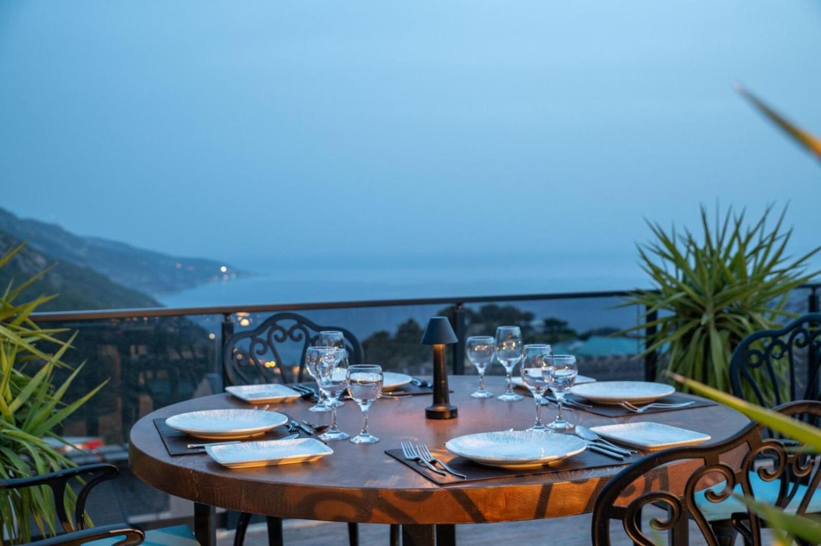 Ramada By Wyndham Fethiye Oludeniz Adult Only Hotel Ngoại thất bức ảnh