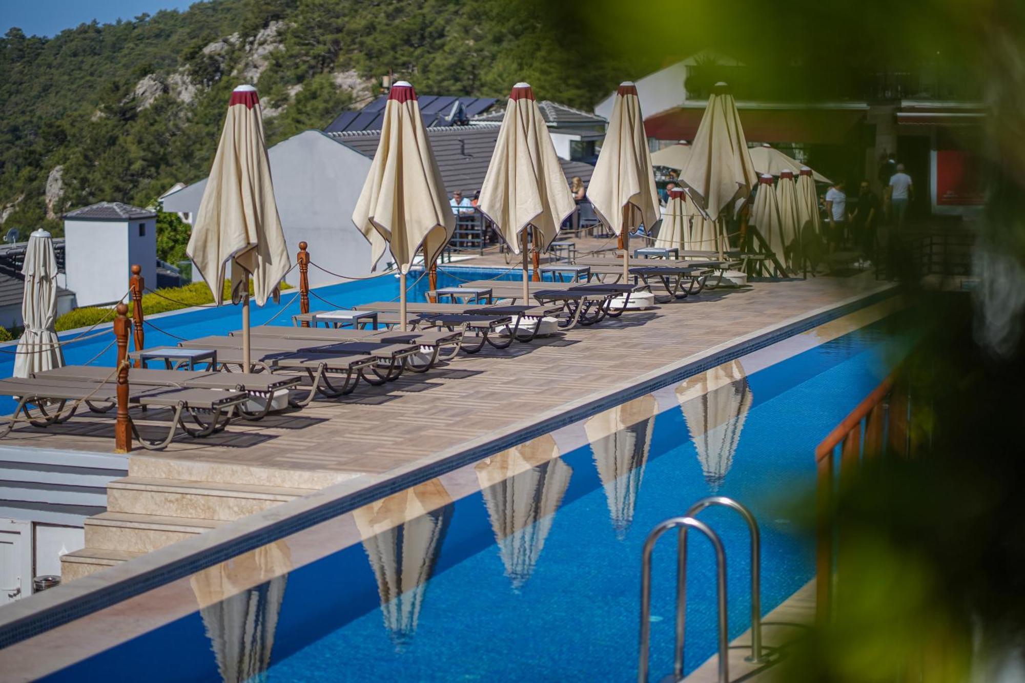 Ramada By Wyndham Fethiye Oludeniz Adult Only Hotel Ngoại thất bức ảnh