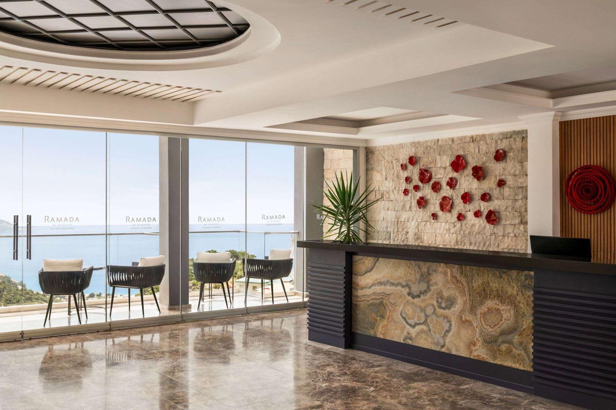 Ramada By Wyndham Fethiye Oludeniz Adult Only Hotel Ngoại thất bức ảnh