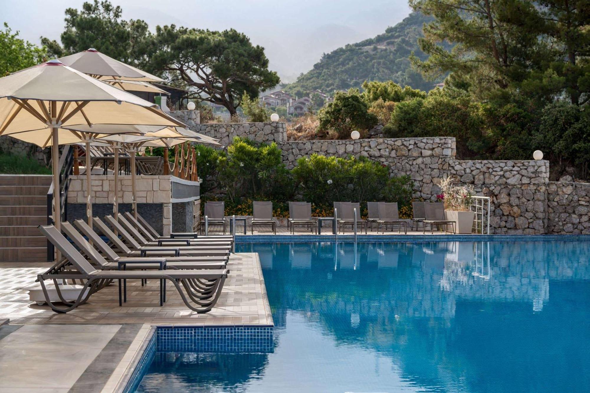 Ramada By Wyndham Fethiye Oludeniz Adult Only Hotel Ngoại thất bức ảnh
