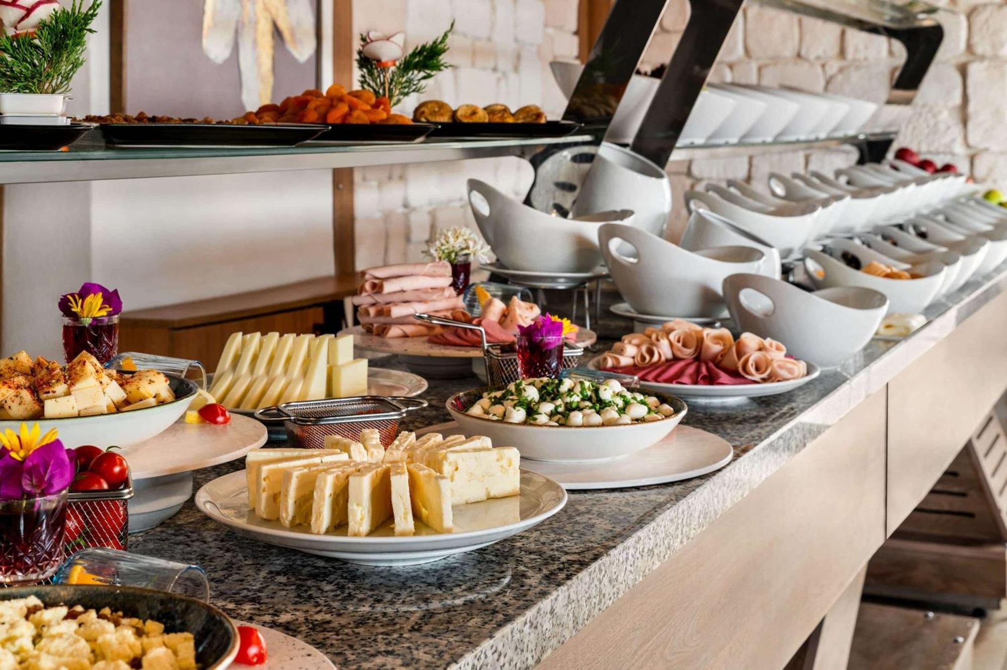 Ramada By Wyndham Fethiye Oludeniz Adult Only Hotel Ngoại thất bức ảnh