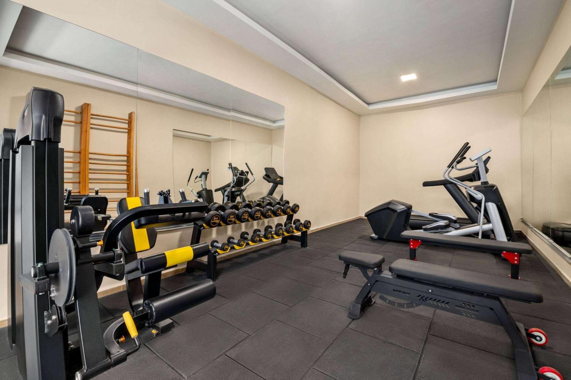 Ramada By Wyndham Fethiye Oludeniz Adult Only Hotel Ngoại thất bức ảnh